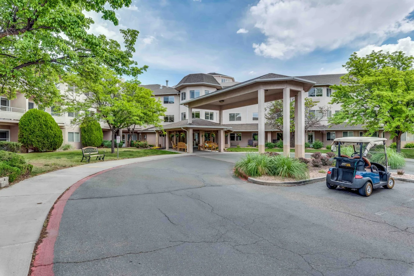 Entrance Grand Valley 2