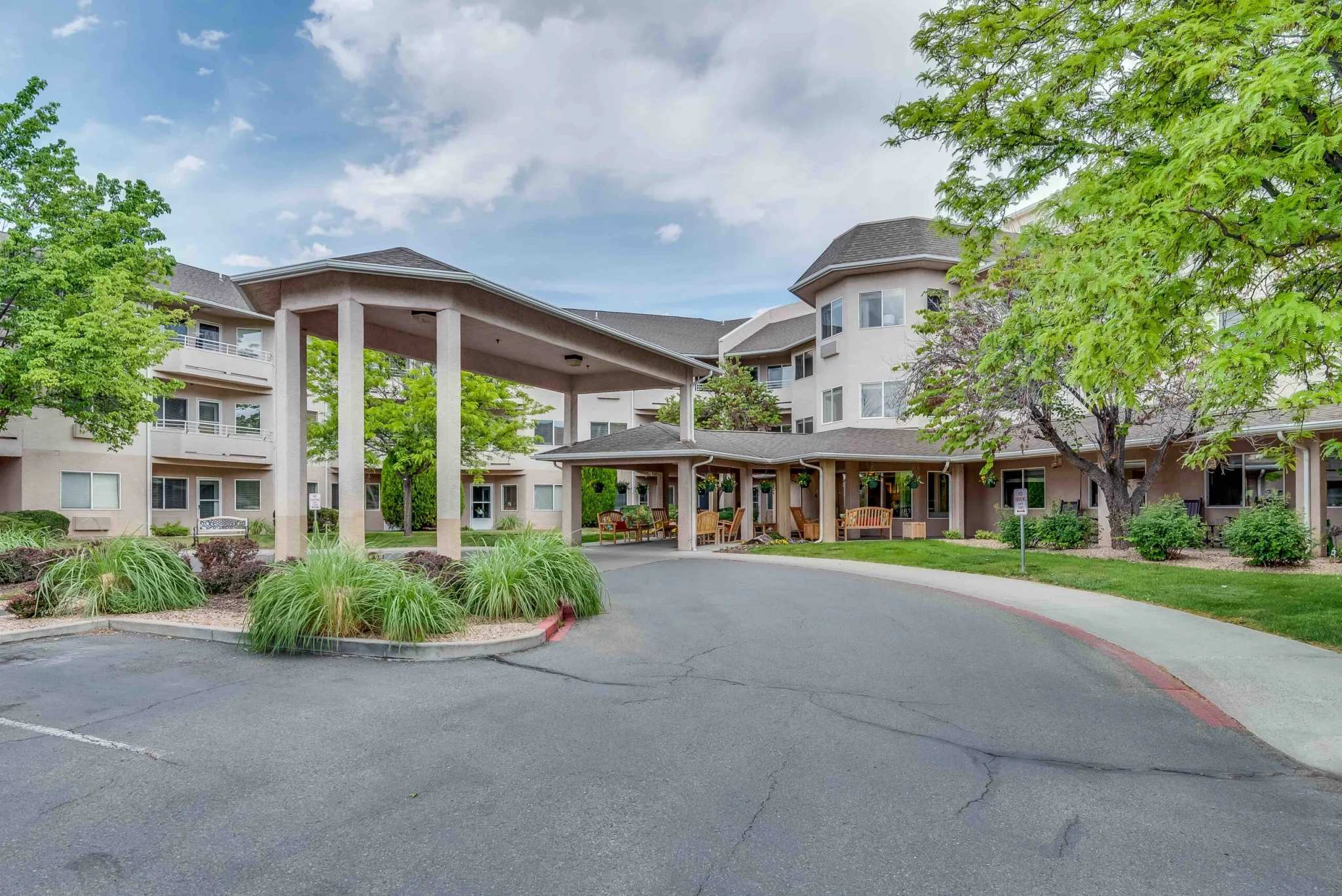 Entrance Grand Valley